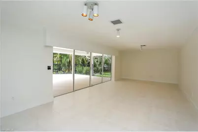 2901 Crayton Rd, Naples, FL 34103 - Photo 35
