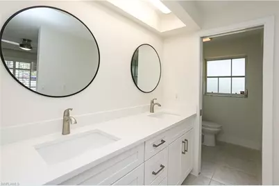 2901 Crayton Rd, Naples, FL 34103 - Photo 47