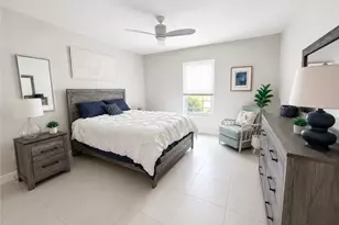 216 Bobolink Way, Naples, FL 34105 - Photo 11