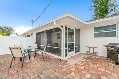 668 97th Ave N, Naples, FL 34108 - Photo 43