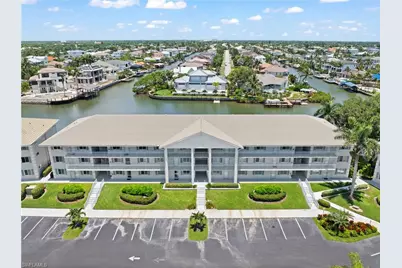 10684 Gulf Shore Dr #205, Naples, FL 34108 - Photo 33