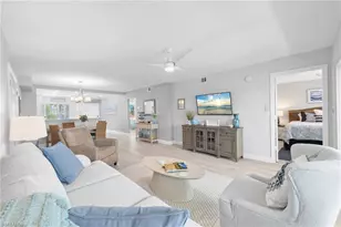 10684 Gulf Shore Dr, Naples, FL 34108 - Photo 3