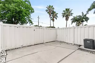 3610 Pine Oak Cir, Fort Myers, FL 33916 - Photo 19