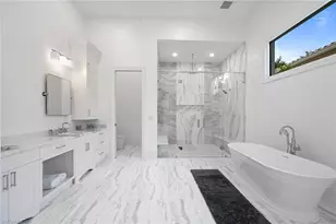 2749 Medallist Ln, Naples, FL 34109 - Photo 13