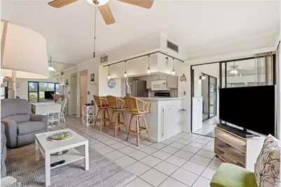 5625 Trailwinds Dr #411, Fort Myers, FL 33907 - Photo 3