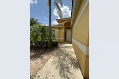 11170 Lakeland Cir, Fort Myers, FL 33913 - Photo 1