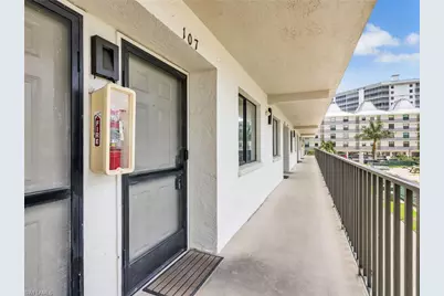 260 Southbay Dr #107, Naples, FL 34108 - Photo 7