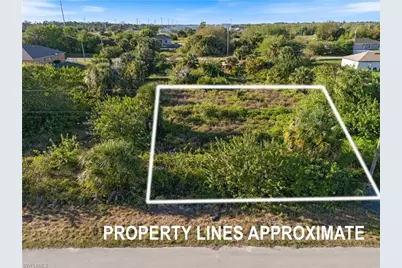 820 Casper Yost St E, Lehigh Acres, FL 33974 - Photo 5