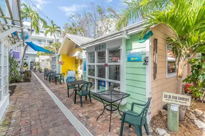 10 Tampa Pl #505, Marco Island, FL 34145 - Photo 37