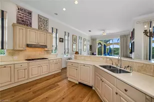 8572 Bellagio Dr, Naples, FL 34114 - Photo 9