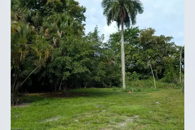 4604 Orchard Ln, Naples, FL 34112 - Photo 5
