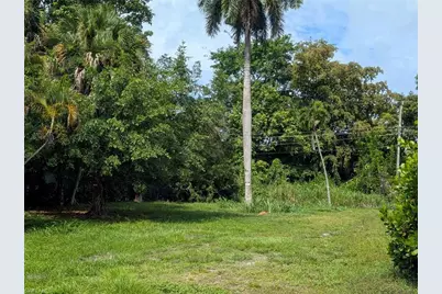 4604 Orchard Ln, Naples, FL 34112 - Photo 7