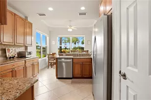 9204 Quartz Ln, Naples, FL 34120 - Photo 11
