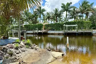 133 Redwood Ln, Naples, FL 34114 - Photo 47