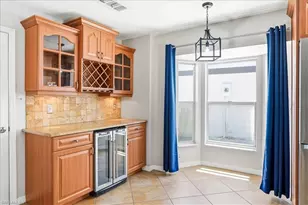 1268 Jardin Dr, Naples, FL 34104 - Photo 9