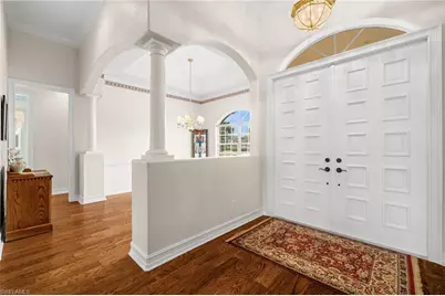 2027 Castle Garden Ln, Naples, FL 34110 - Photo 5