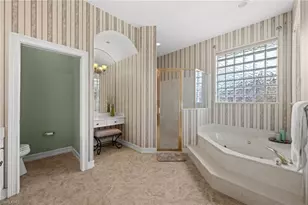 2027 Castle Garden Ln, Naples, FL 34110 - Photo 23