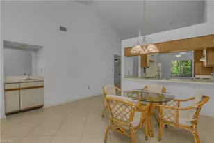 460 Fox Haven Dr, Naples, FL 34104 - Photo 5