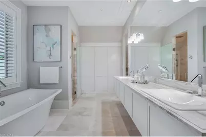32 6th St S, Naples, FL 34102 - Photo 27
