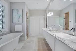 32 6th St S, Naples, FL 34102 - Photo 27