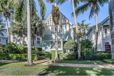 32 6th St S, Naples, FL 34102 - Photo 1