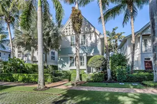32 6th St S, Naples, FL 34102 - Photo 1