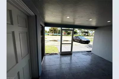 4375 Golden Gate Pkwy, Naples, FL 34116 - Photo 3