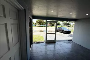 4375 Golden Gate Pkwy, Naples, FL 34116 - Photo 3