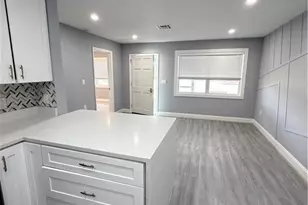 4375 Golden Gate Pkwy, Naples, FL 34116 - Photo 5
