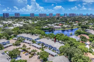 853 Tanbark Dr, Naples, FL 34108 - Photo 3