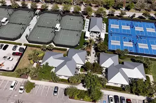 13915 Old Coast Rd, Naples, FL 34110 - Photo 33