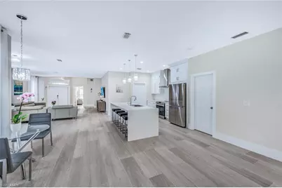 8260 Laurel Lakes Blvd, Naples, FL 34119 - Photo 17
