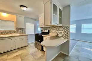 334 Capitol St, North Fort Myers, FL 33903 - Photo 5