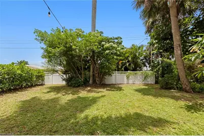 5046 Northampton Dr, Fort Myers, FL 33919 - Photo 45
