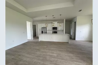 1421 NE 17th Ave, Cape Coral, FL 33909 - Photo 3