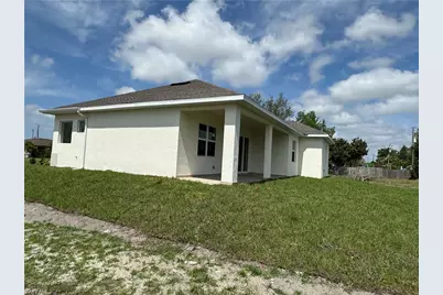1421 NE 17th Ave, Cape Coral, FL 33909 - Photo 21