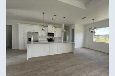 1421 NE 17th Ave, Cape Coral, FL 33909 - Photo 5