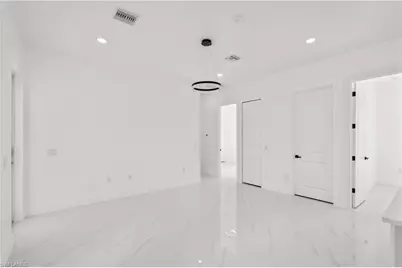 936 Anthony E, Lehigh Acres, FL 33974 - Photo 9
