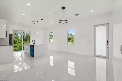 936 Anthony E, Lehigh Acres, FL 33974 - Photo 7