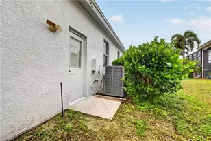 2628 White Cedar Ln, Naples, FL 34109 - Photo 43