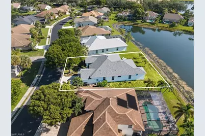 2628 White Cedar Ln, Naples, FL 34109 - Photo 39