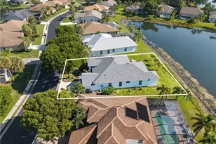 2628 White Cedar Ln, Naples, FL 34109 - Photo 39