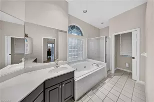 2628 White Cedar Ln, Naples, FL 34109 - Photo 9