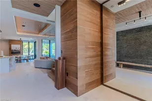 1100 Sandpiper St, Naples, FL 34102 - Photo 31