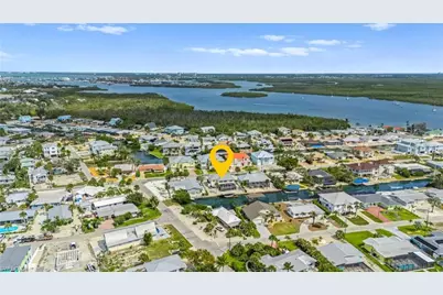 320 Madison Ct, Fort Myers Beach, FL 33931 - Photo 35