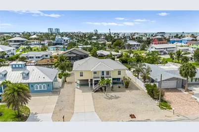 320 Madison Ct, Fort Myers Beach, FL 33931 - Photo 31