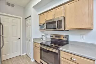4610 St Croix Ln, Naples, FL 34109 - Photo 7