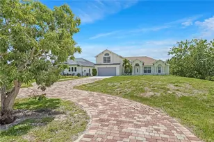 4490 10th St NE, Naples, FL 34120 - Photo 5