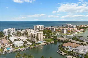 2150 Gulf Shore Blvd N, Naples, FL 34102 - Photo 25