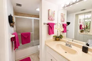 600 Neapolitan Way, Naples, FL 34103 - Photo 15